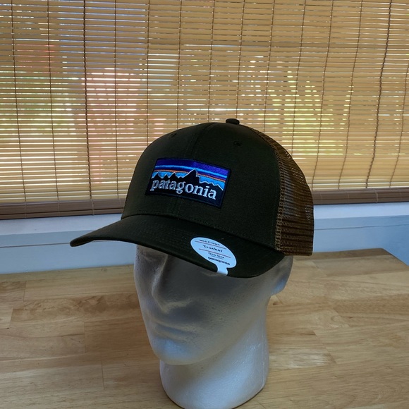patagonia p6 trucker